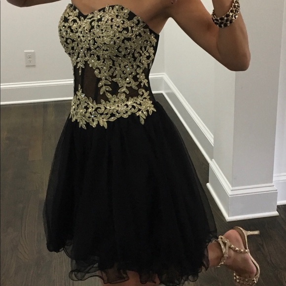 Gorgeous Blondie Nites corset HOCO dress, Size 1 - Picture 2 of 6